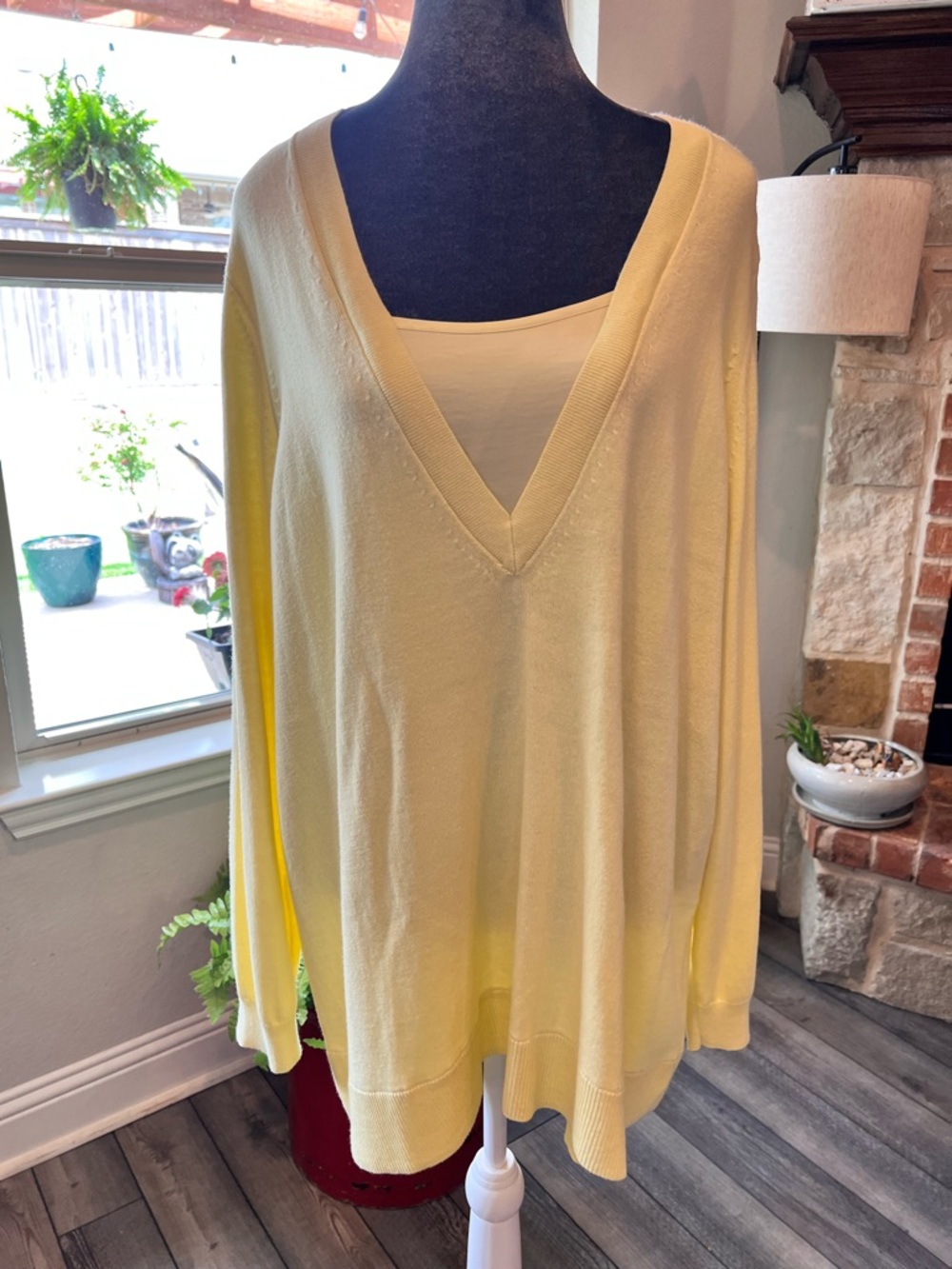 J. Jill Light Yellow V-Neck Oversized Sweater